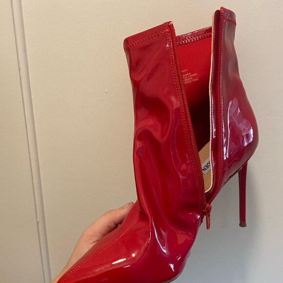 Steve Madden Posse Red Patent Leather Booties Size 10 - Picture 4 of 8